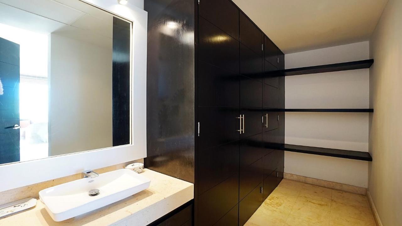 Elements Penthouse 7 *