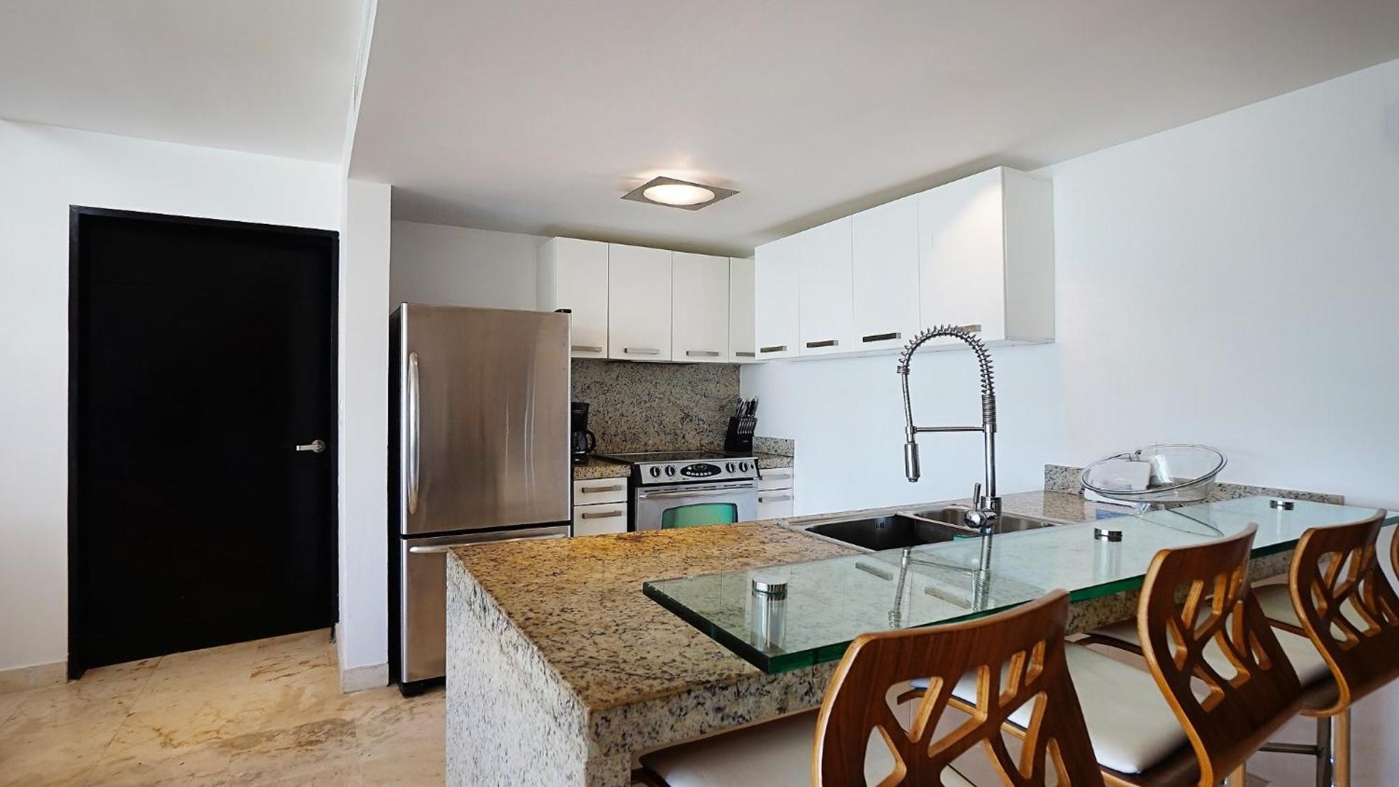 Elements Penthouse 7