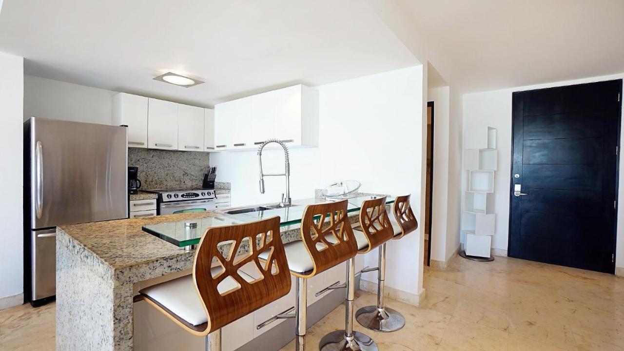 Elements Penthouse 7